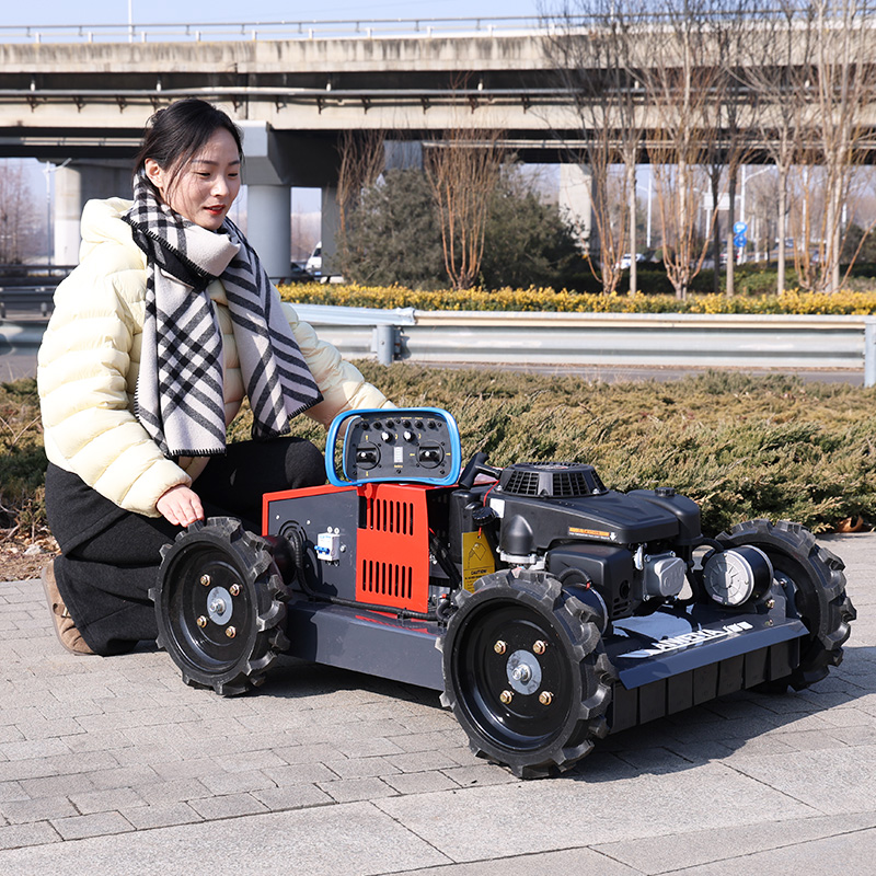 Farming Zero - カスタマイズされた工場製500mmディーゼルクローラーゼロターンリモコン式芝刈り機（農場用）